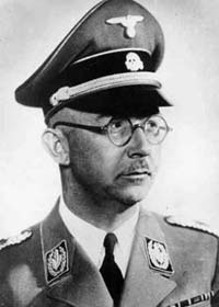 Рейхсфюрер СС Генрих Гиммлер - с 1936 г. руководитель всего репрессивного аппарата Рейха